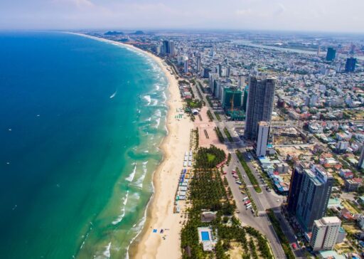 Bãi biển Mỹ Khê Đà Nẵng được bầu chọn là một trong những bãi biển đẹp nhất trên thế giới