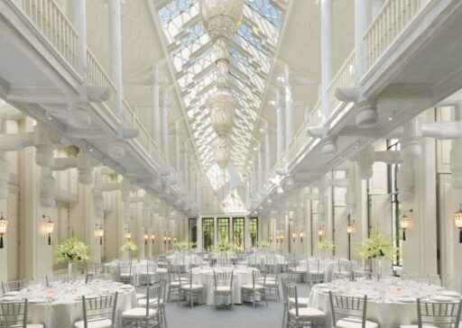 Trung tâm hội nghị của InterContinental sở hữu kiến trúc ấn tượng, công nghệ tiên tiến và dịch vụ xuất sắc tạo nên không gian hoàn hảo cho những cuộc họp