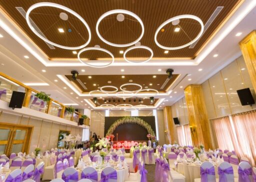 Với các dịch vụ chuyên nghiệp và tiện ích tại khách sạn Nhu Minh Plaza Đà Nẵng, đây là một địa điểm lý tưởng để tổ chức Year End Party tại Đà Nẵng